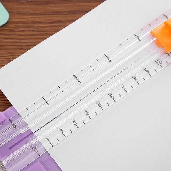 

Papan Alat Potong Trimmer Cutter Gunting Pemotong Kertas Lurus