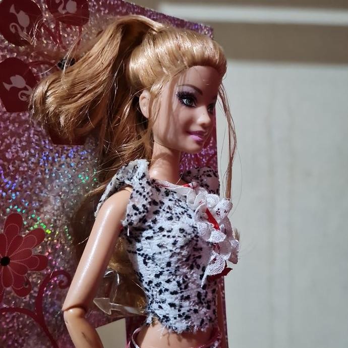 barbie fashion fever hazard barbie fashion fever summer in white ruffle tops year 2007