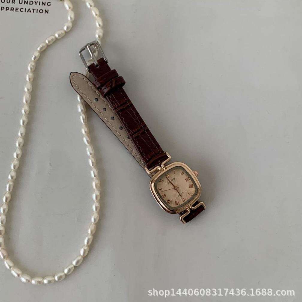 (Good) Barbee Jam Tangan Wanita Gogoey Kotak Kulit vintage quartz