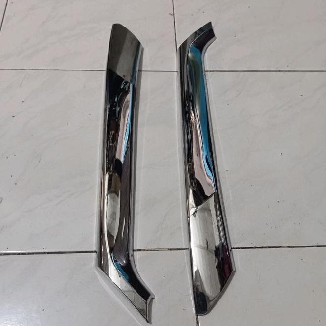 HALITAUTRENDS LIST GRILL TENGAH MOBIL AVANZA XENIA 2012-2014