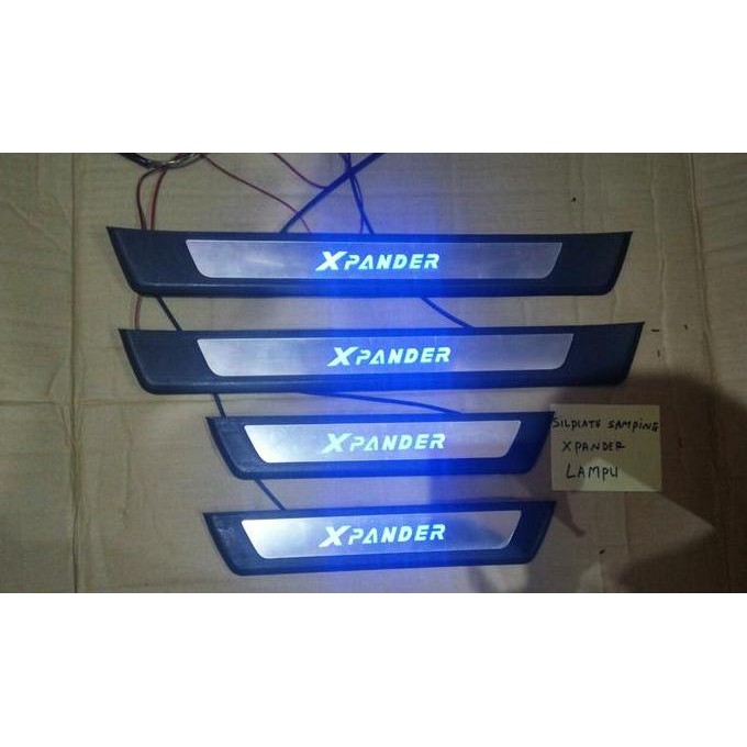 Sillplate Samping Lampu Led Xpander