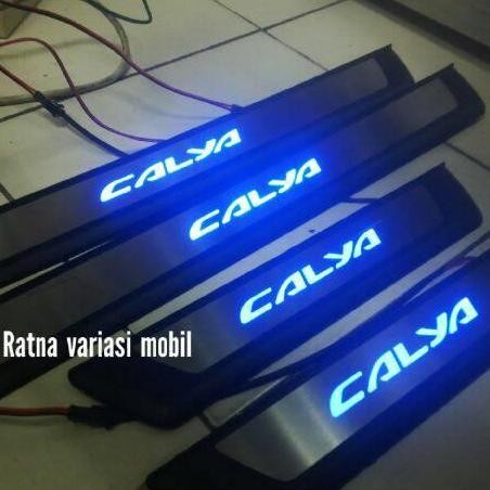 sillplate calya lampu, alas injakan kaki calya, sillplate lampu mobil