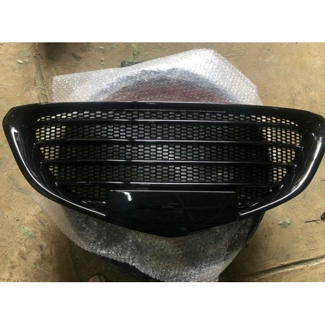 Grill Depan Mazda 2 Skyactiv Otomotif
