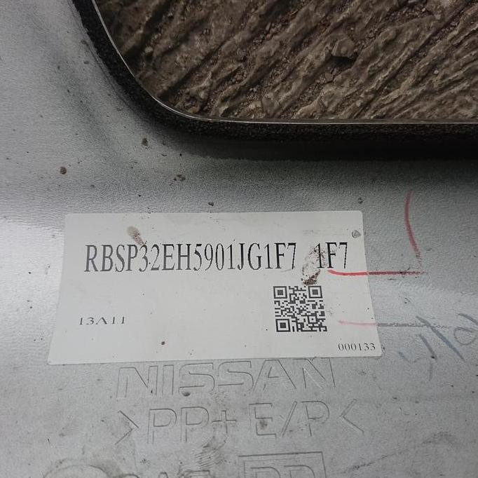 Garinsh bumper belakang nissan Xtrail T31 Orinal 100%