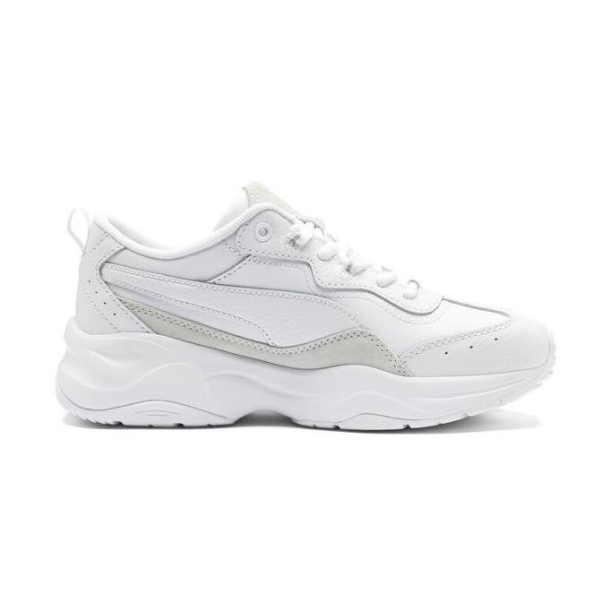 PUMA Sepatu Sneakers Training Wanita Cilia Lux