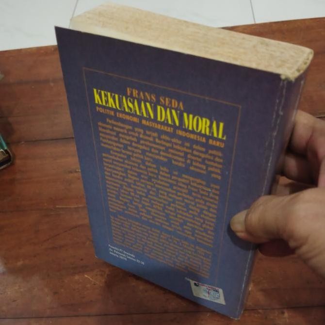 KEKUASAAN DAN MORAL-FRANS SEDA-D1 Original