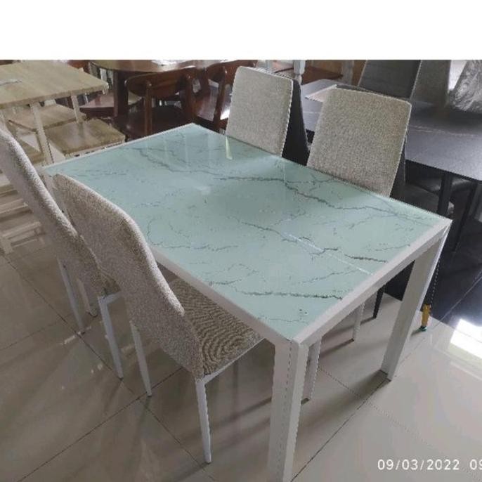 Meja Makan 4 Kursi Kaca Import Meja Makan putih Minimalis