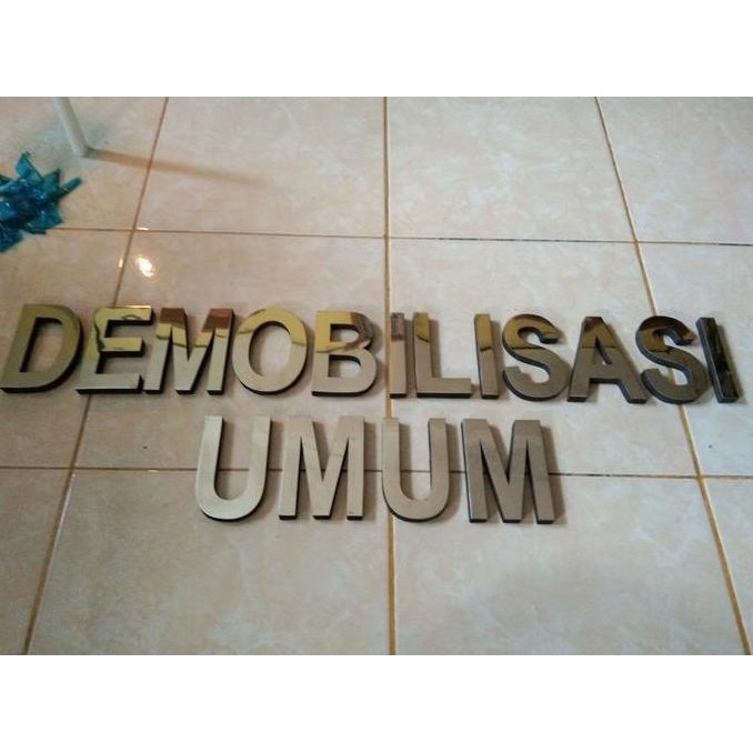 Huruf Angka Timbul A - Z / 0 - 9 Stainless steel Spon Mirror 30 cm