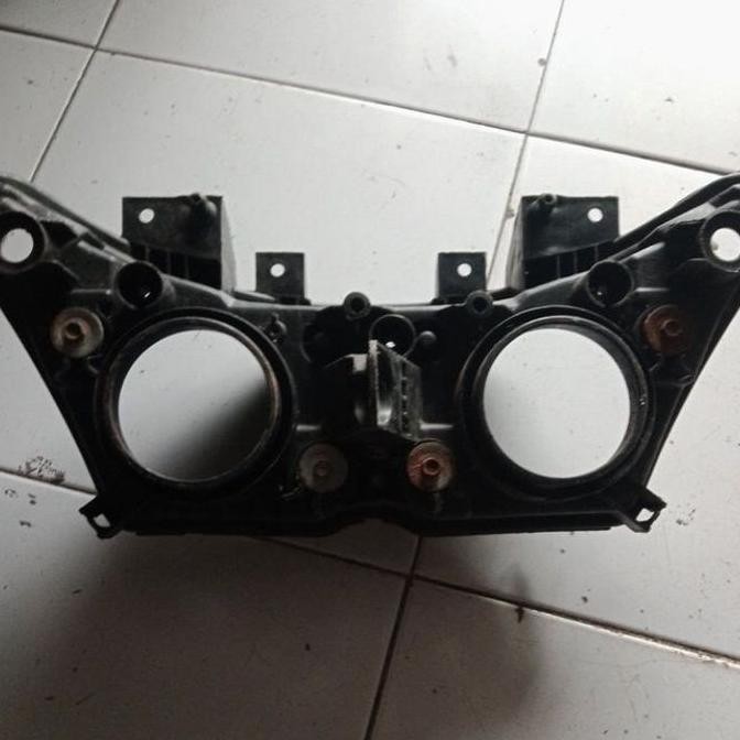 // batok replektor lampu depan cbr k45 lokal //