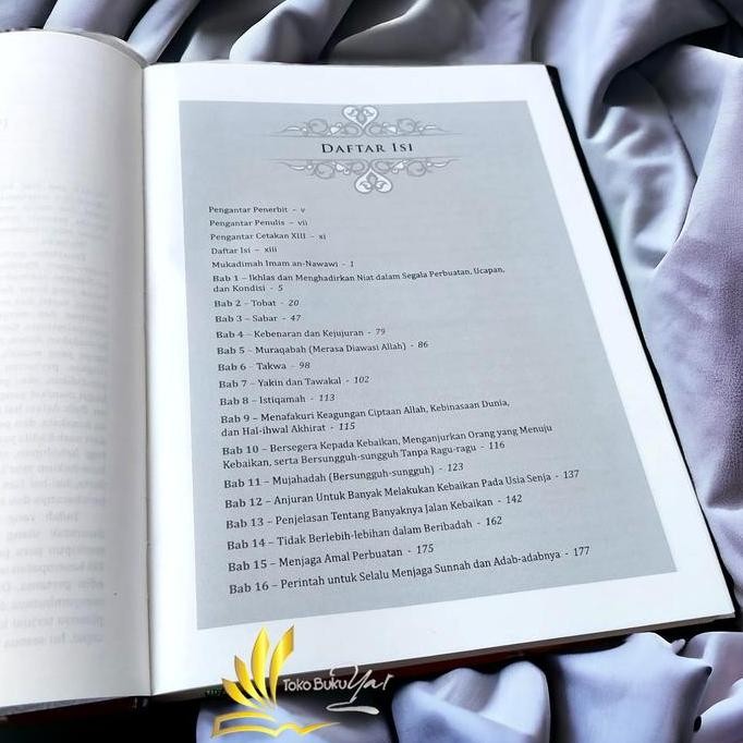 Buku Syarah Riyadhush Shalihin Jilid 1 2 Dan 3 - Gema Insani