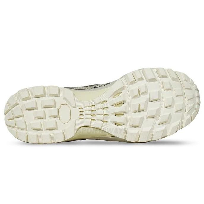 Sepatu Running 910 Yuza Original