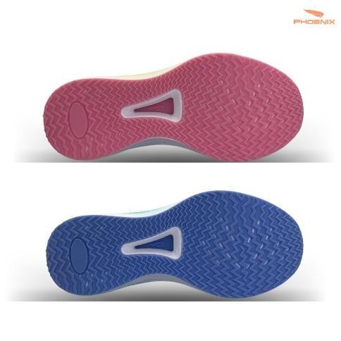 Phoenix Hosta Sepatu Running Wanita