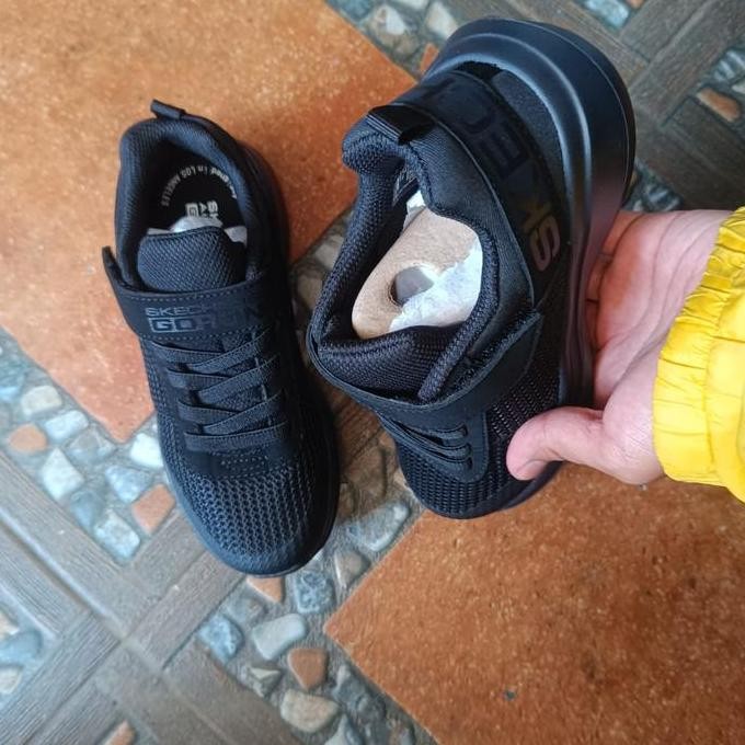 Skechers Go Run Fast Boy All Black