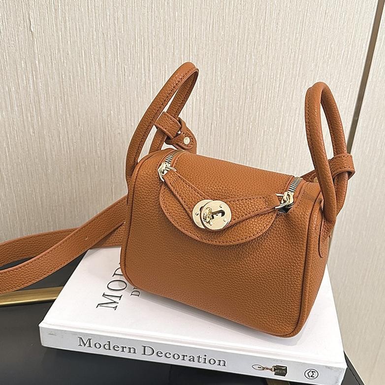 Promo.. Tas Selempang Wanita Fashion Kulit Sintetis 8323 Gd-5