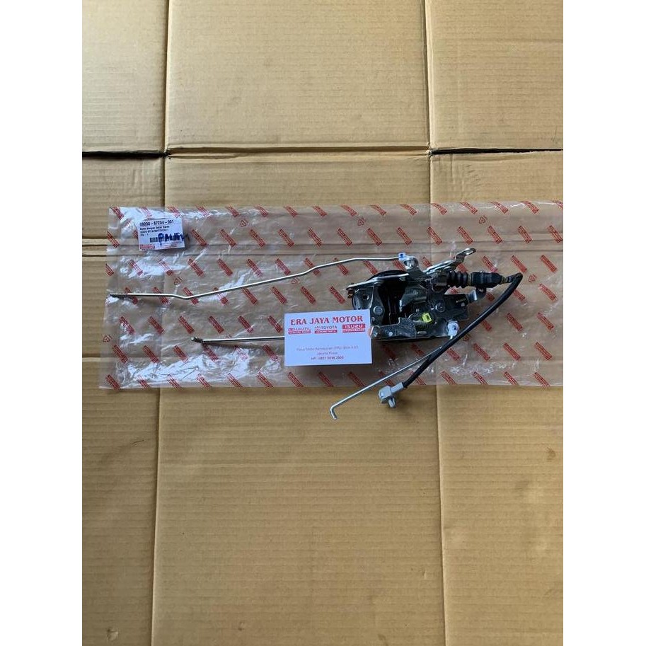 Door lock pintu depan kanan taruna