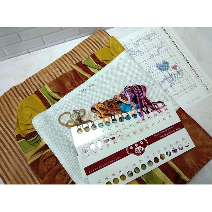 Paket Sulam Kristik Sarung Bantal DOME 291103 Korea Couple Love