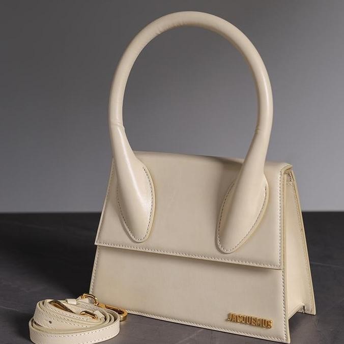 Jacquemus Le Grand Chiquito In Ivory Leather