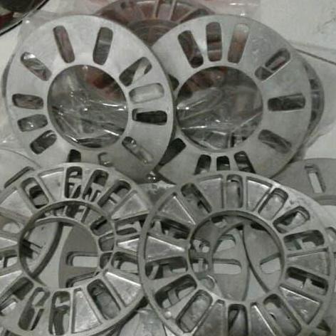 Spacer/Spicer Mobil Spacer/Spicer Mobil 5 Mm Isi 4 Pcs