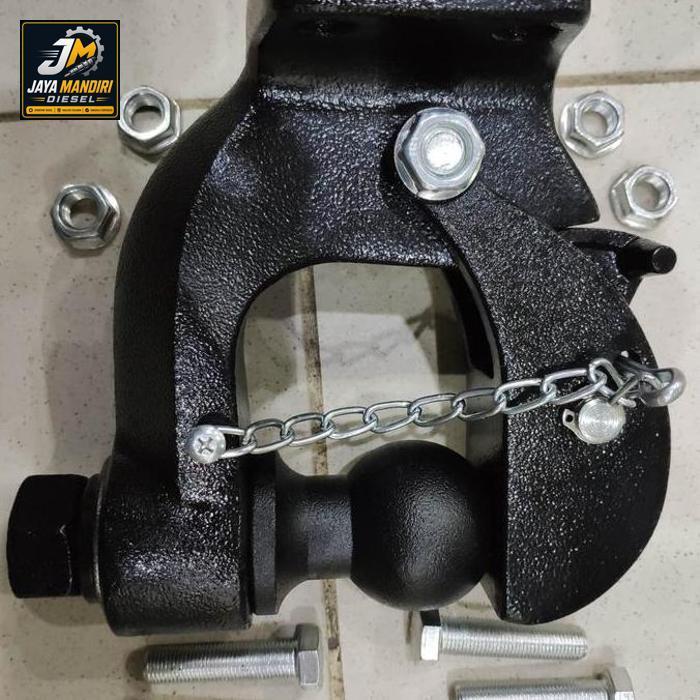 Towing bopel pintle hook