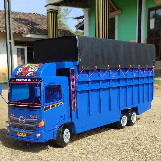 mainan mobilan truk oleng kayu tronton besar P 70cm miniatur truk