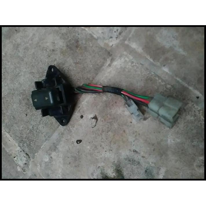 DISKON SAKLAR POWER WINDOW MAZDA 626 1986 PINTU BELAKANG 