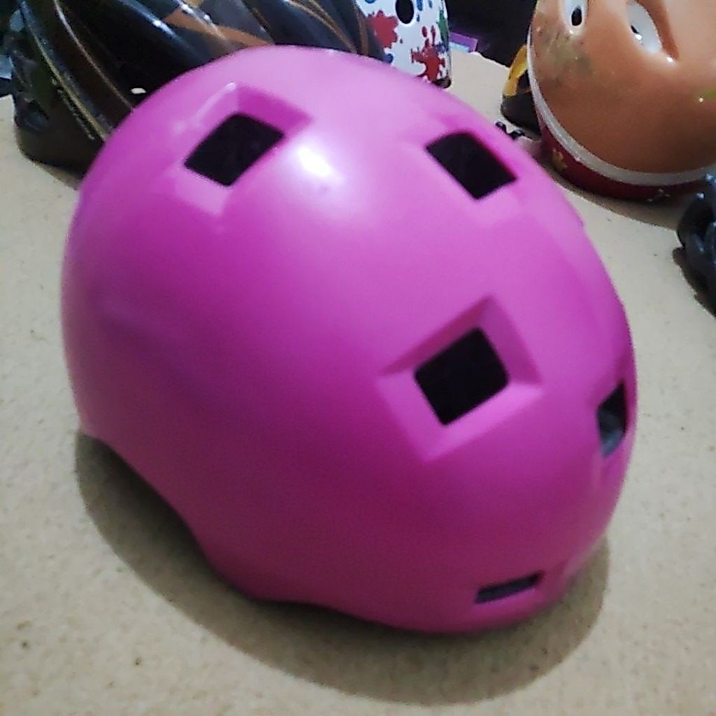helm sepeda oxelo pink