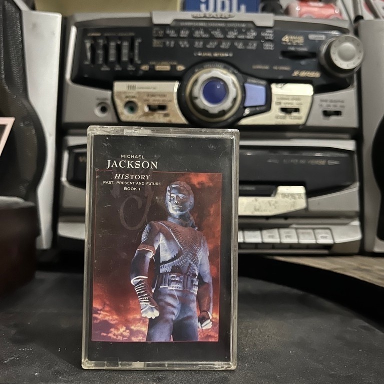 kaset pita Michael Jackson “History”