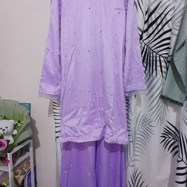 Preloved Gamis Brokat