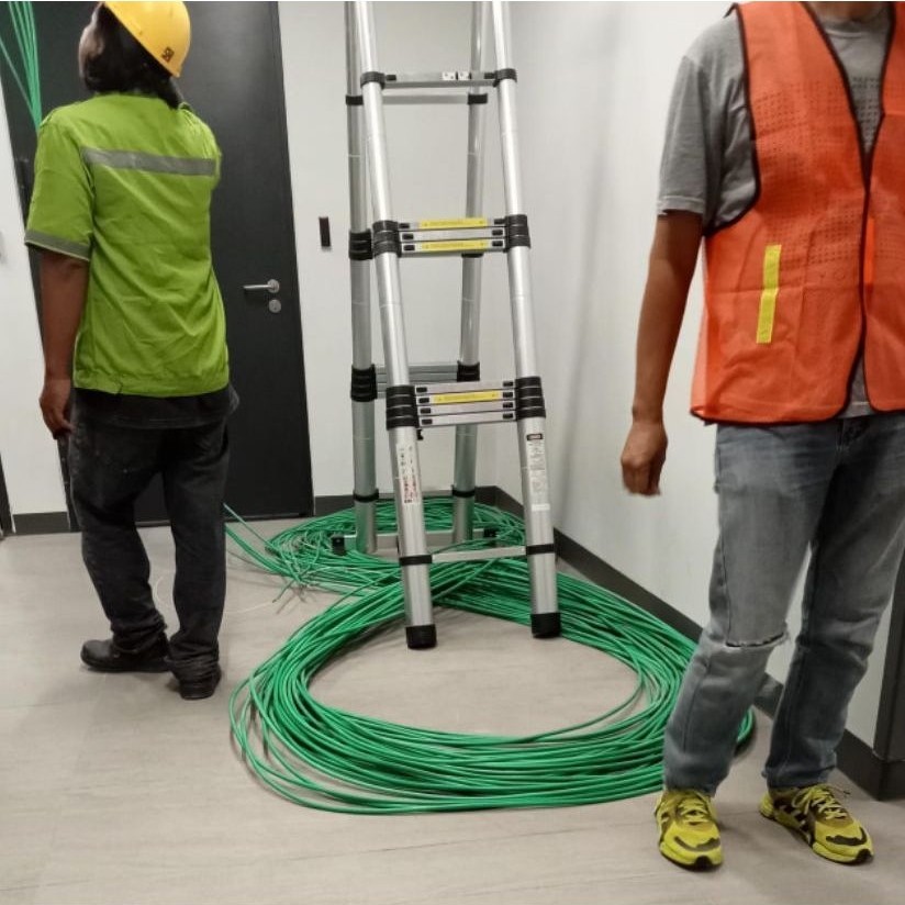 penarikan kabel optic / penarikan fiber optic / penarikan fiber optik / jasa penarikan kabel / kabel