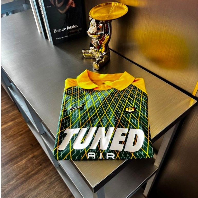 NIKE Air TN - Tuned Jersey