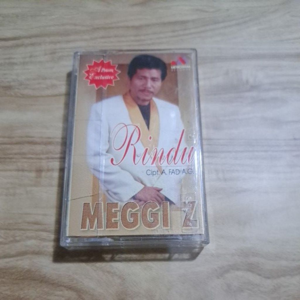 kaset pita meggi z