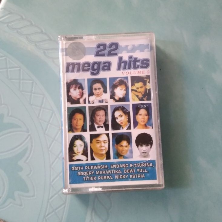 Kaset 22 Mega Hits volume 2