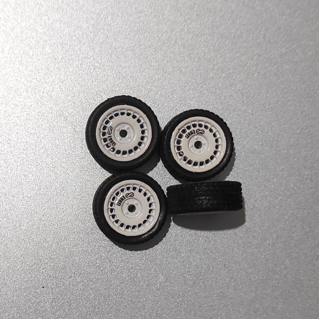 miniatur Velg Enkei rally bahan metal untuk diecast miniatur mobil skala 1/43 1:43