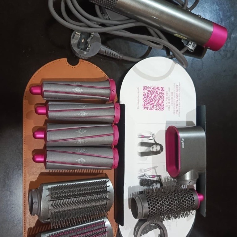 DysonAirwrap