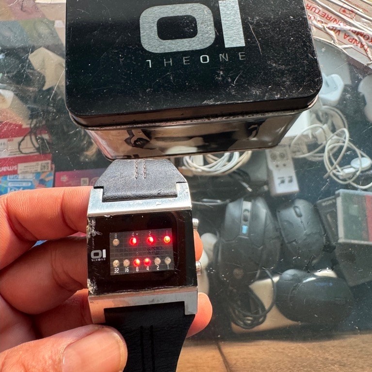 JAM TANGAN THE ONE 01 KERALA TRANCE BINARY WATCH VINTAGE