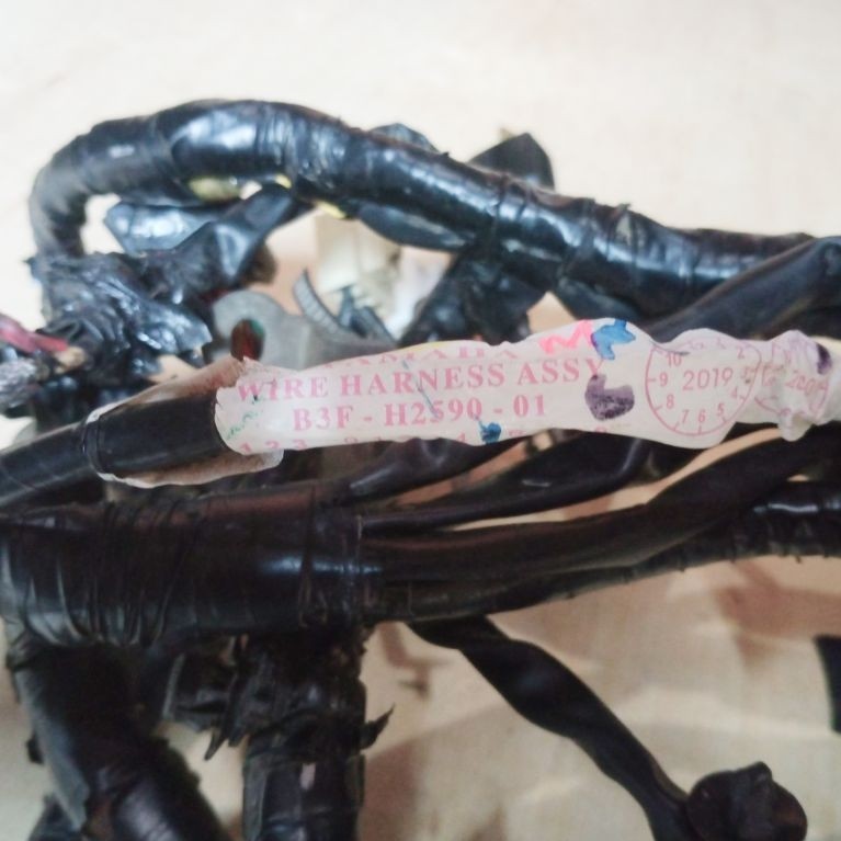 Kabel Body Set  LEXI 125 old Non Keyless Original