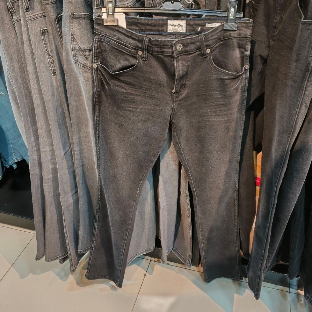 WRANGLER CELANA JEANS PANJANG PRIA ORIGINAL