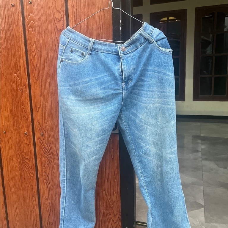 Preloved levis
