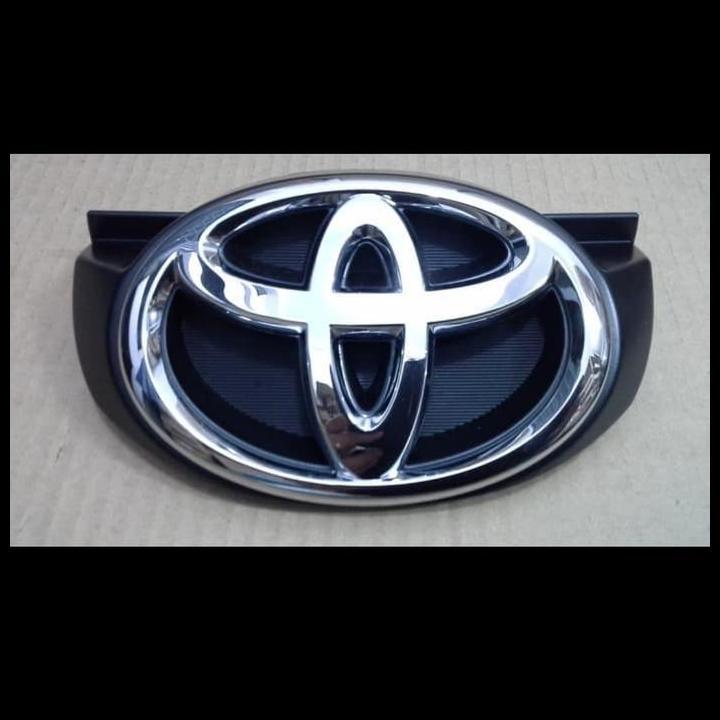 TERBARU EMBLEM LOGO TOYOTA D GRILL INNOVA 2008-2011 BERIKUT DUDUKAN ORI 