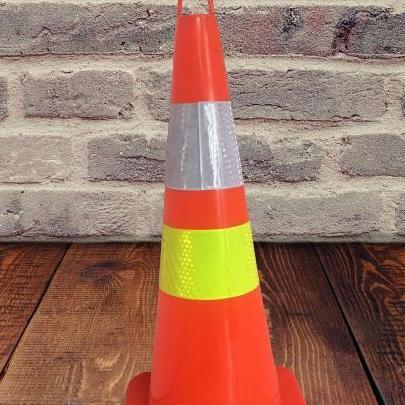 Safety cone Trafic cone Kerucut 70 Cm