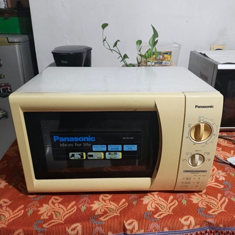 microwave Panasonic second