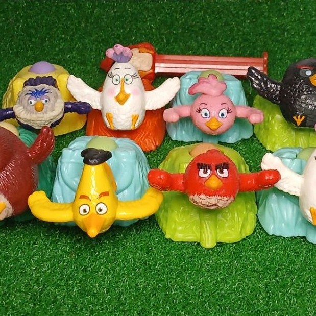 koleksi figure Angry Bird Plus Pelontar + Pez Lengkap set 9pcs