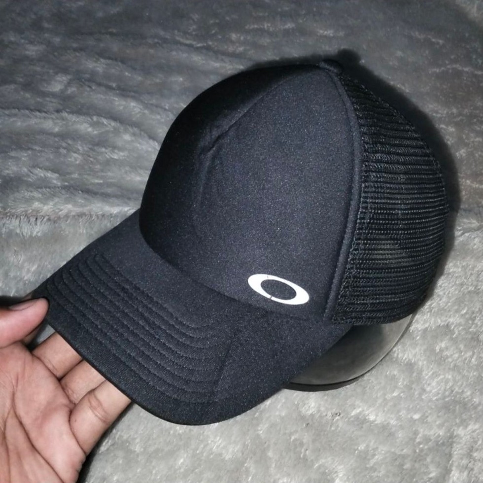 Topi Trucker OAKLEY setelan strap Second
