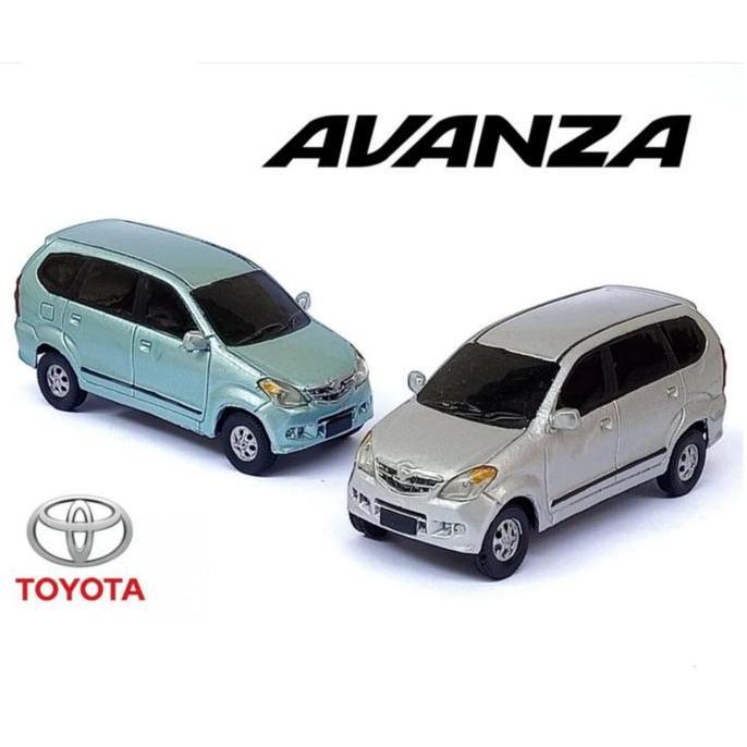 miniatur toyota avanza dan xenia