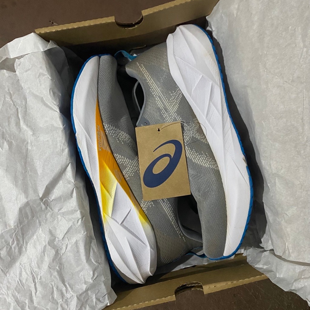 Asics Novablast 5 Men Second (Bekas)