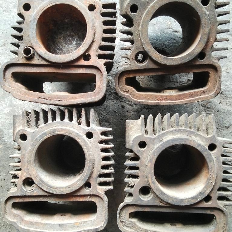 Blok Silinder / Cylinder piston masih kecil, Asli Honda Suku cadang asli Honda S90, CL90, CT90, SL90