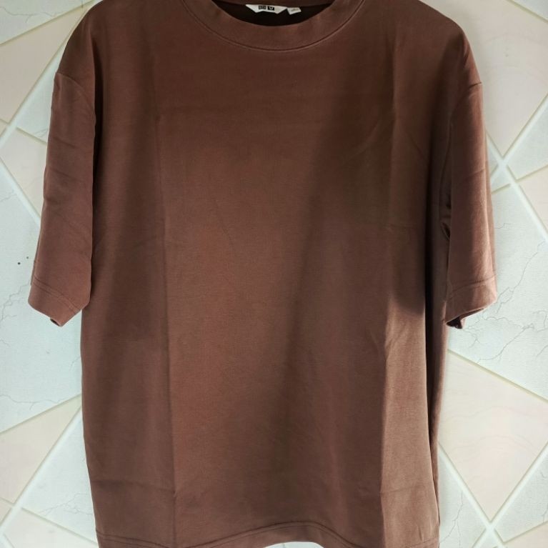 kaos uniqlo airism