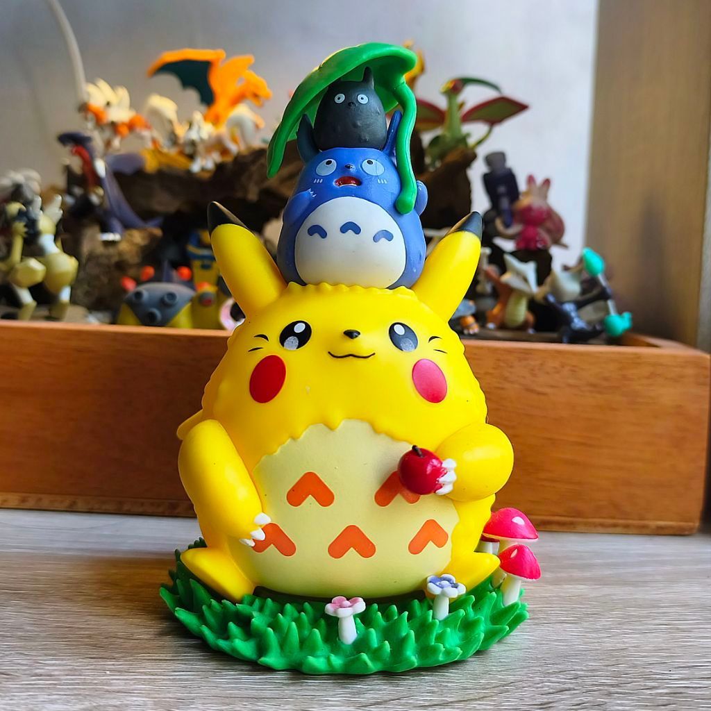 figure pokemon pikachu totoro ghibli