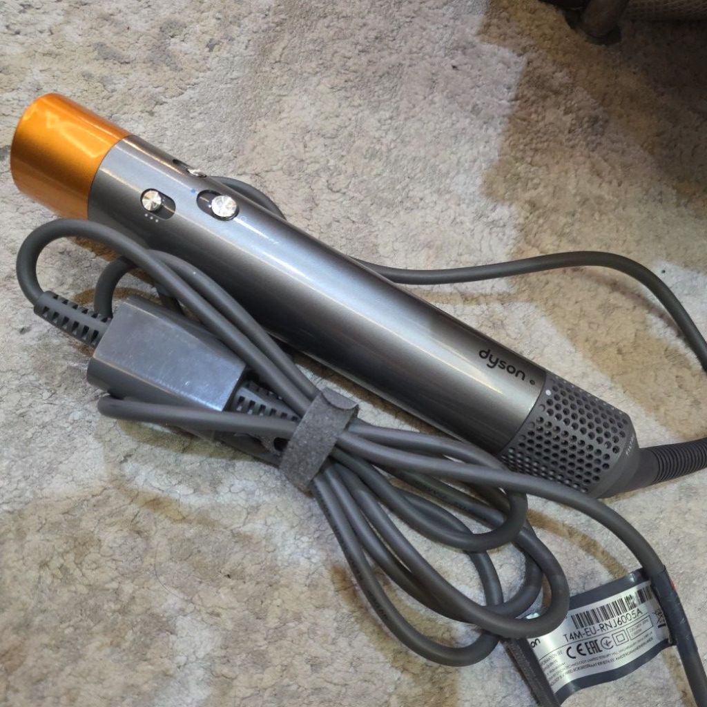 airwrap dyson second batangan