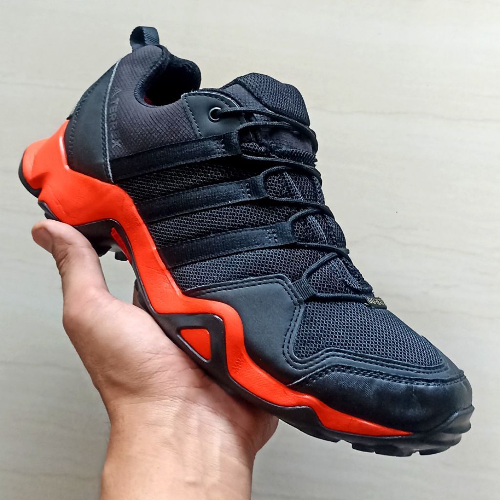 ADIDAS TERREX AX2 Goretex Original Good Condition